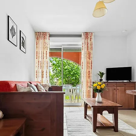 Avec Terrasse, Piscine & Ping-pong Apartment Prayssac
